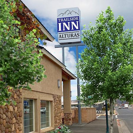Trailside Inn Alturas Luaran gambar