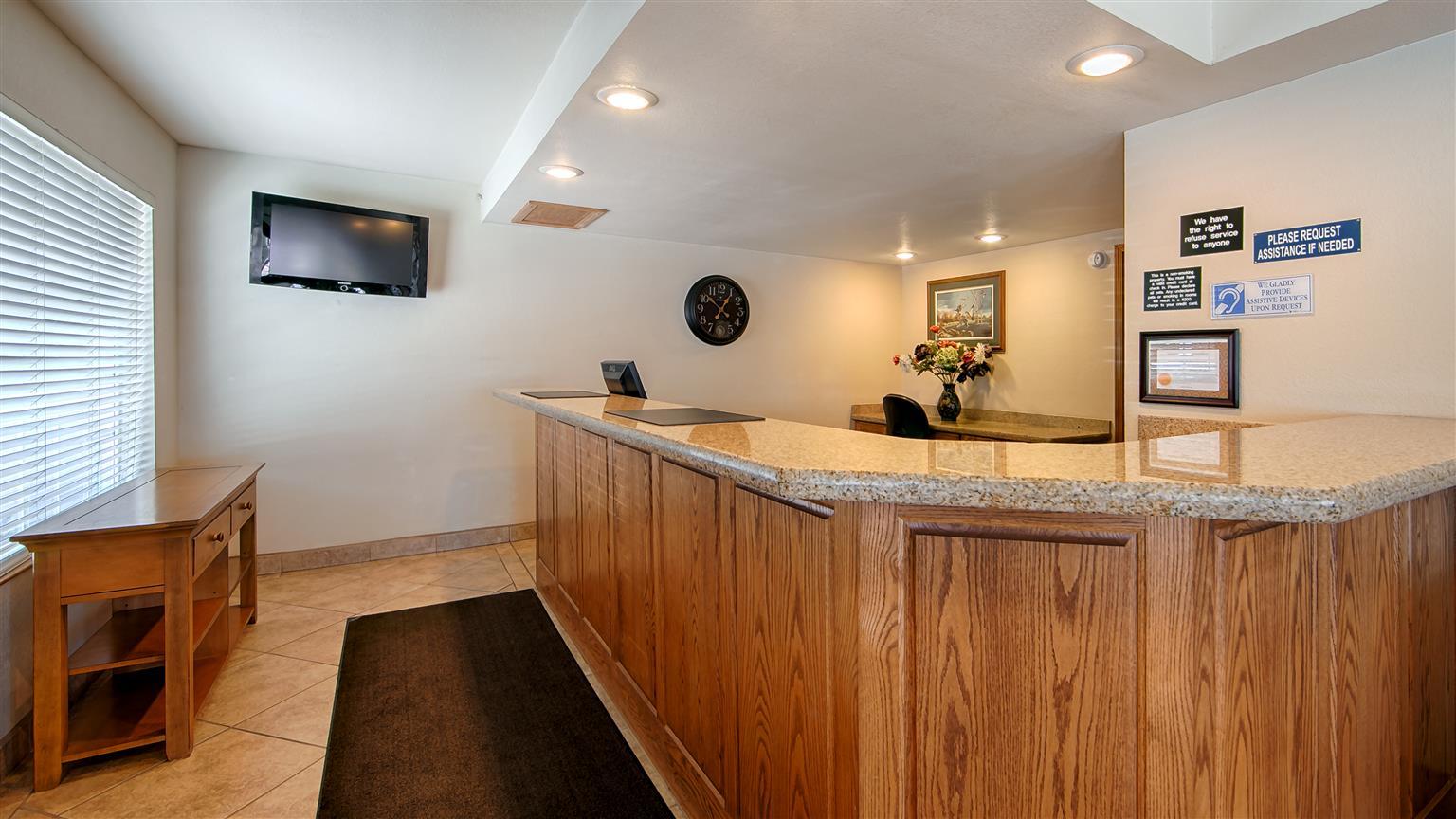 Trailside Inn Alturas Luaran gambar
